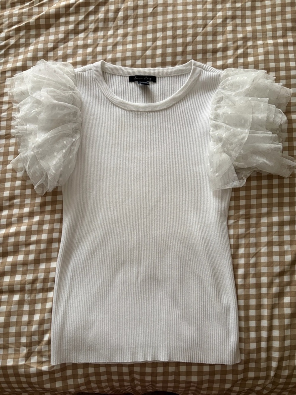 White Ribbed Top with Puff Dot Tulle Sleeves